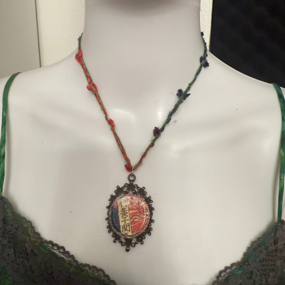 Unbranded Pendant Necklace Women OS Multicolor Excellent Japanese Resin Boho